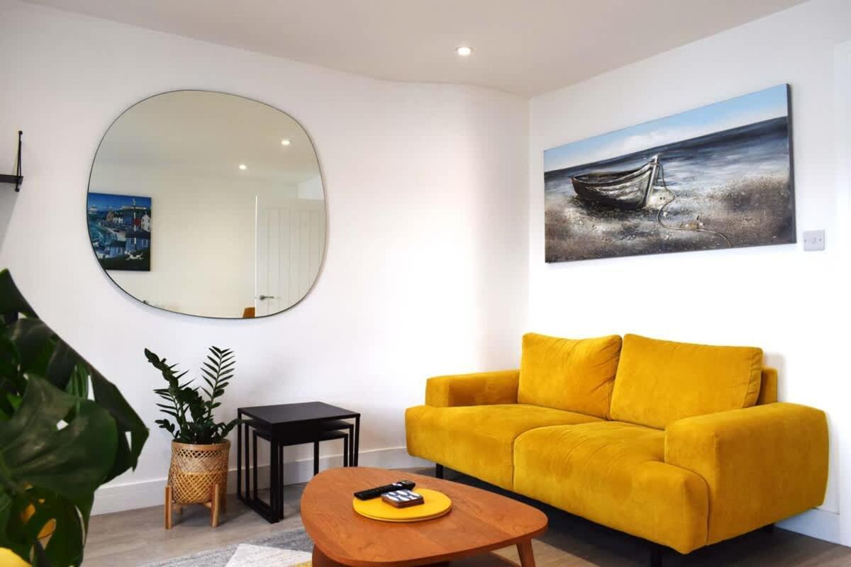 Breathtaking High Street Townhouse With Stunning Sea Views At 'The Old Fishermans Townhouse' Falmouth Extérieur photo